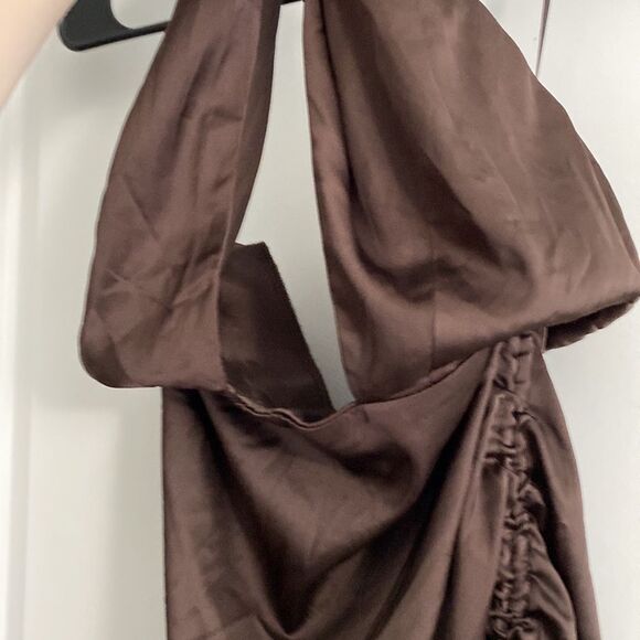 Showpo AMELLIA HALTER NECK CUT OUT MINI DRESS CHOCOLATE SATIN Size 6 NWT - Picture 3 of 10